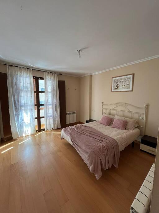 Bem Acogedora Y Muy Centrica Apartman Zamora Kültér fotó
