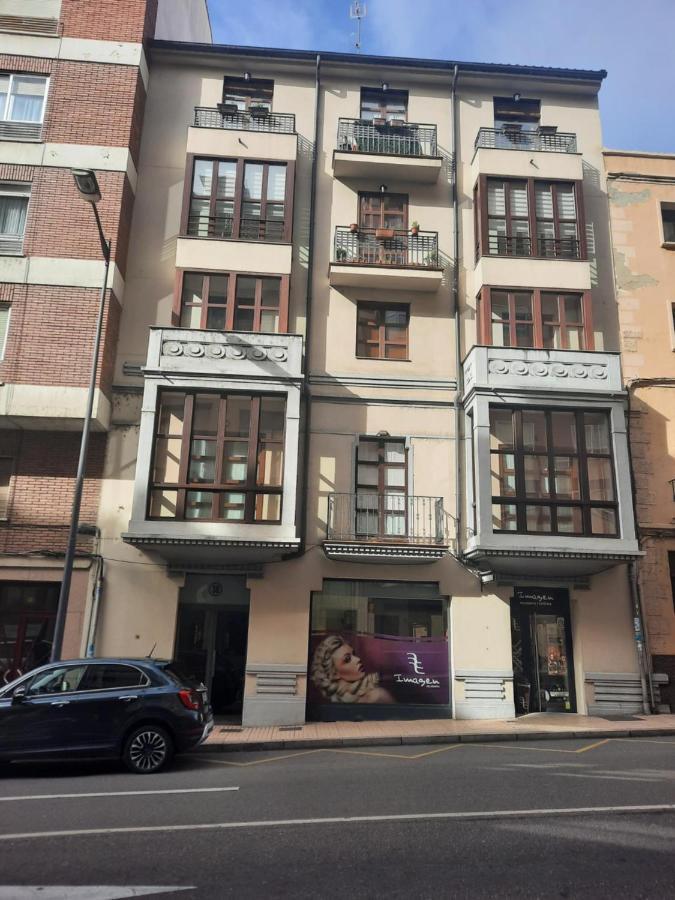 Bem Acogedora Y Muy Centrica Apartman Zamora Kültér fotó